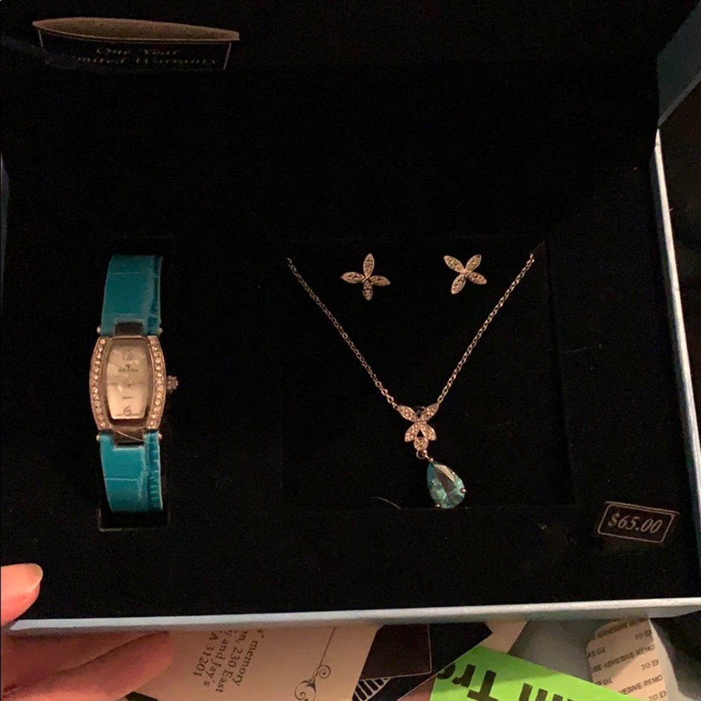 bella and rose jewelry